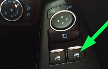 Ford Fiesta window controls